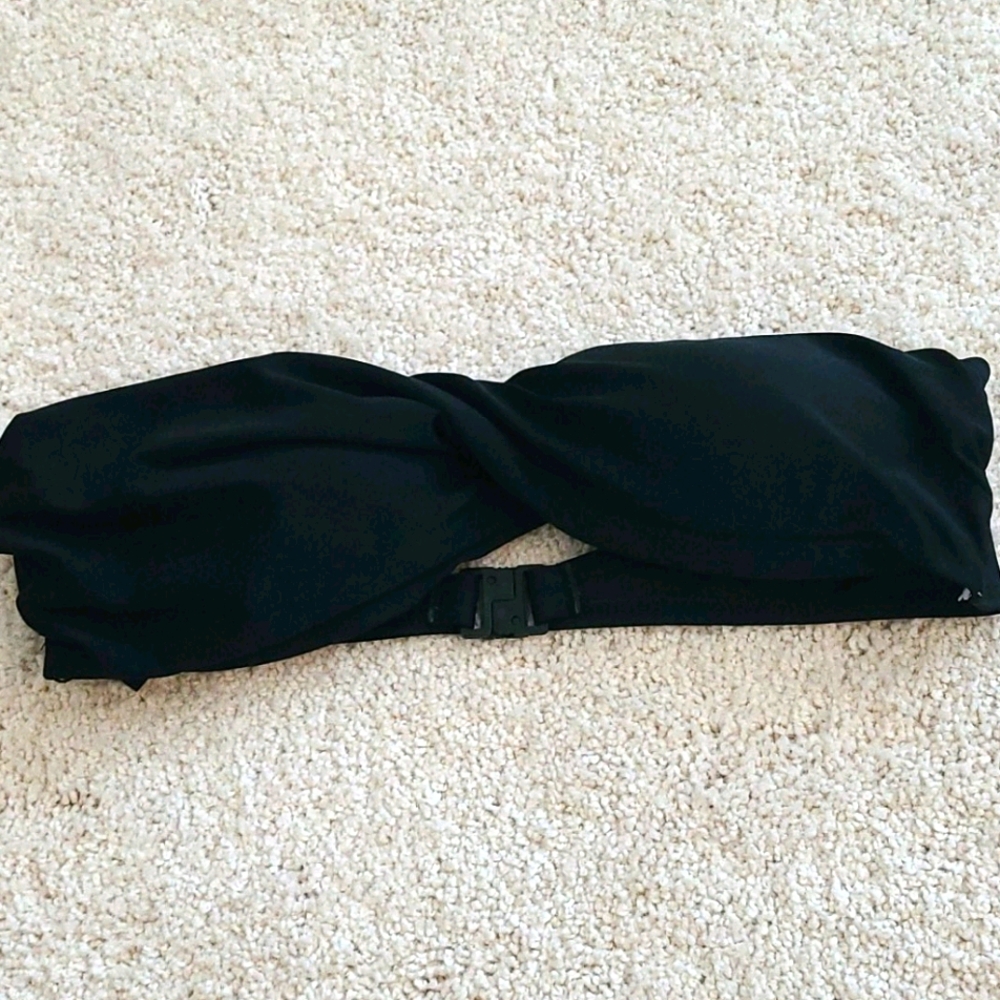 Strapless black bandeau bikini top